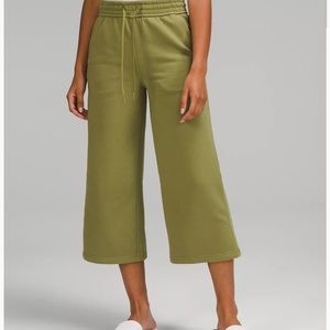 lululemon athletica Olive Ankle Pants